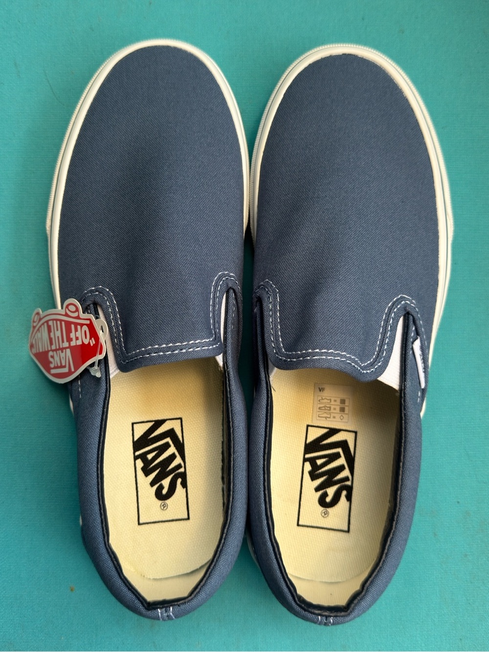 Vans Women’s Slip-On Canvas Sneakers in Navy and White W8/M6.5